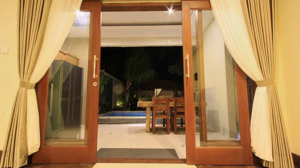 The Surya Kuta Villa Экстерьер фото